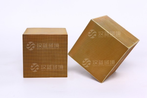 萬純中溫脫硝催化劑-釩基催化劑-003